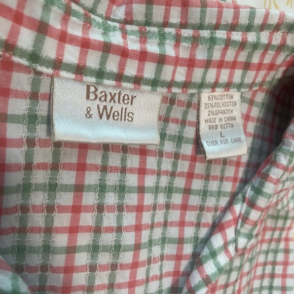 Cute boxy short sleeved button up shirt - Picture 2 of 7